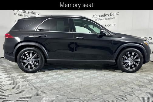 Obsidian Black Metallic 2026 Mercedes-Benz GLE 350 4MATIC