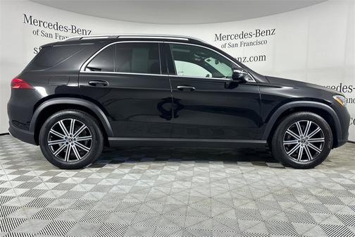 Obsidian Black Metallic 2026 Mercedes-Benz GLE 350 4MATIC