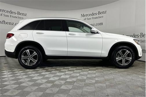 2022 Mercedes-Benz GLC 300 