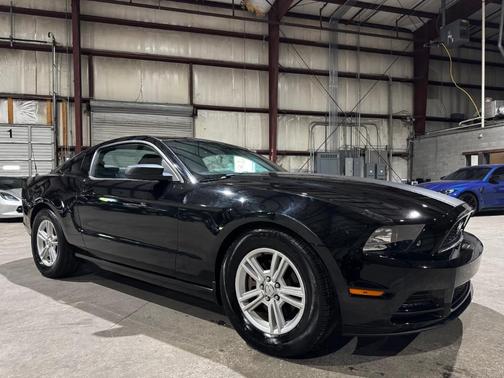 2013 Ford Mustang V6
