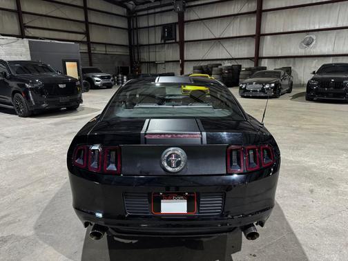 2013 Ford Mustang V6
