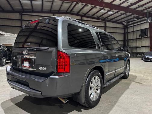 2010 INFINITI QX56 