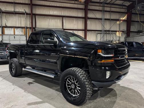 2018 Chevrolet Silverado 1500 2LT
