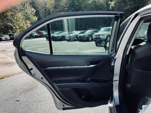 2020 Toyota Camry SE for sale in Newnan, GA - image 16
