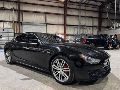 2018 Maserati Ghibli S