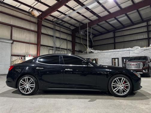2018 Maserati Ghibli S