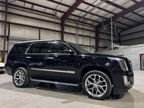2019 Cadillac Escalade Luxury