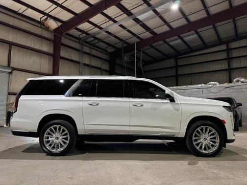 2021 Cadillac Escalade ESV Premium Luxury