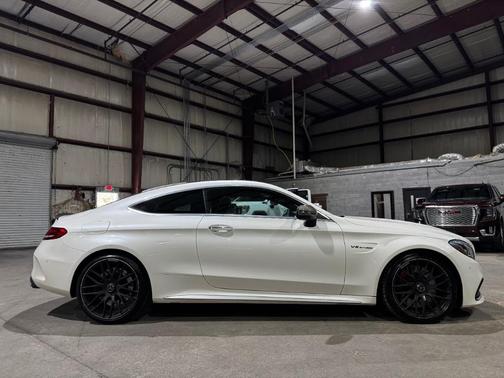2017 Mercedes-Benz AMG C 63 S