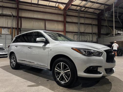 2018 INFINITI QX60 Base