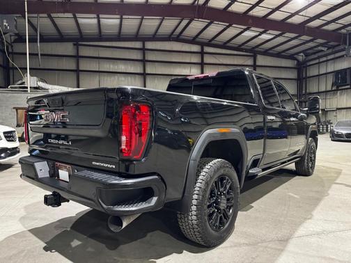 2023 GMC Sierra 2500 Denali