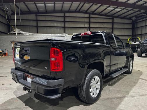 2017 Chevrolet Colorado LT