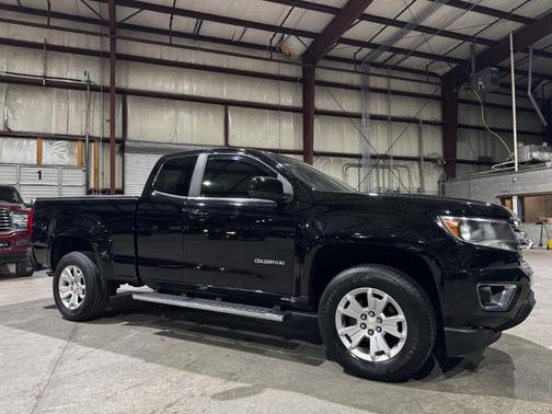 2017 Chevrolet Colorado LT