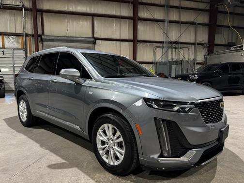 2022 Cadillac XT6 Luxury AWD