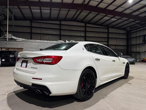 2017 Maserati Quattroporte S GranSport