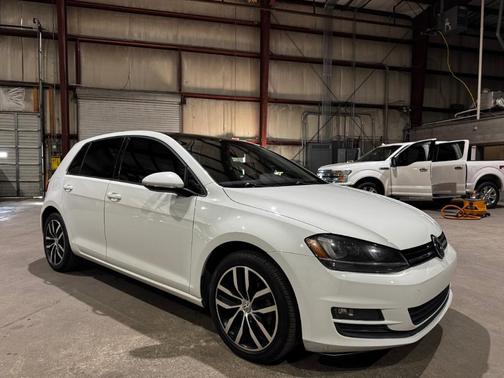 2016 Volkswagen Golf TSI SE 4-Door