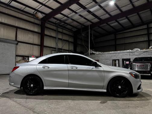 2017 Mercedes-Benz CLA 250 Base 4MATIC