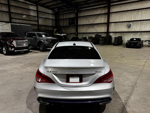 2017 Mercedes-Benz CLA 250 Base 4MATIC