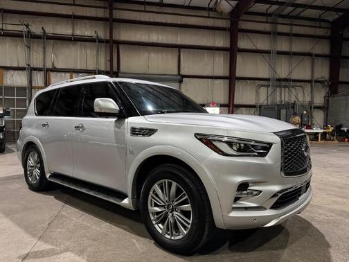 2018 INFINITI QX80 Base