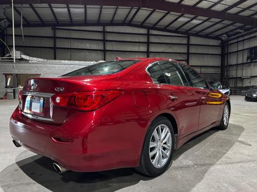 2014 INFINITI Q50 Premium