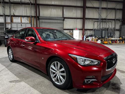 2014 INFINITI Q50 Premium