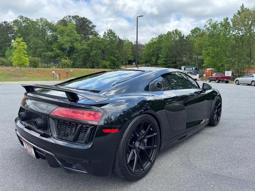 2017 Audi R8 5.2 V10 plus