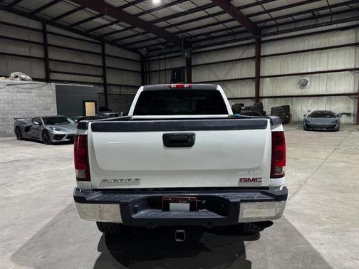 2009 GMC Sierra 2500 SLE