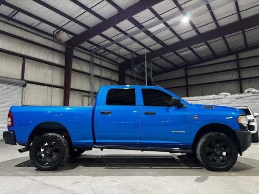 Hydro Blue Pearlcoat 2021 RAM 2500 Tradesman