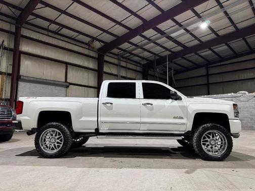 2018 Chevrolet Silverado 1500 High Country