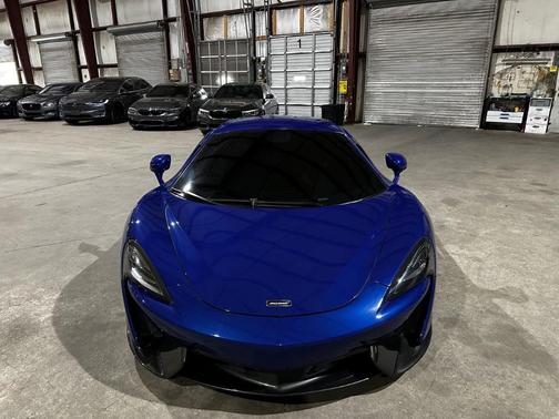 2016 McLaren 570S Base