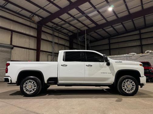 2022 Chevrolet Silverado 2500 High Country