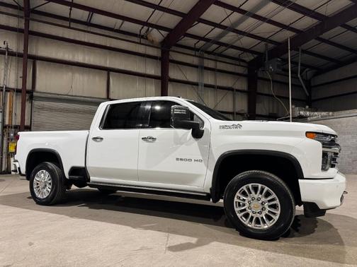 2022 Chevrolet Silverado 2500 High Country
