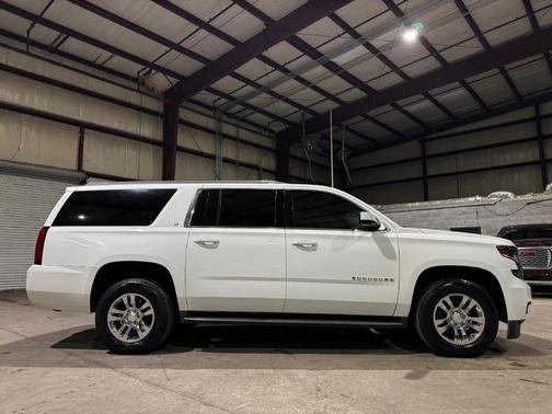 2018 Chevrolet Suburban LT