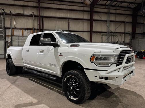 2019 RAM 3500 Laramie