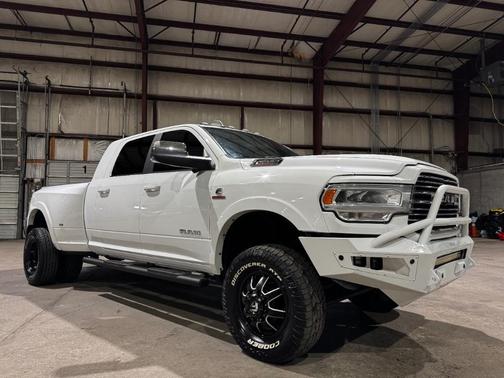2019 RAM 3500 Laramie