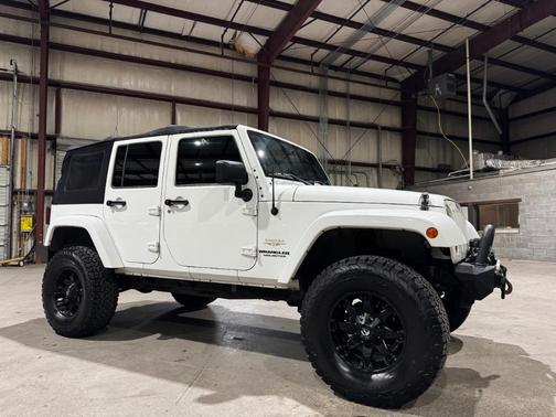 2012 Jeep Wrangler Unlimited Sahara