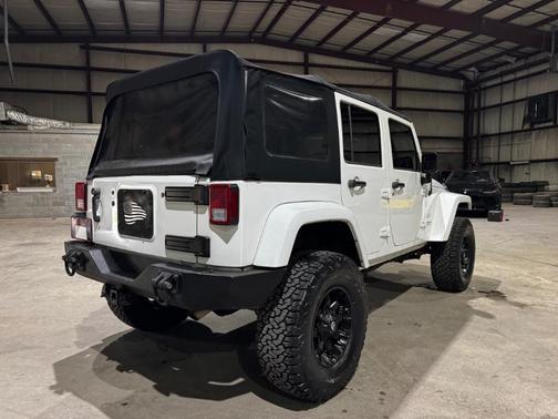 2012 Jeep Wrangler Unlimited Sahara