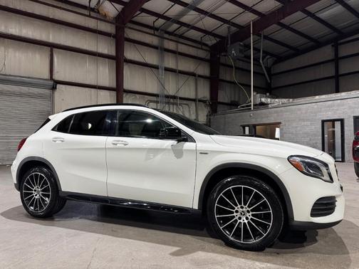 2018 Mercedes-Benz GLA 250 Base 4MATIC