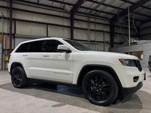 2012 Jeep Grand Cherokee Laredo