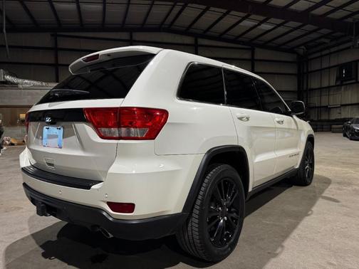 2012 Jeep Grand Cherokee Laredo