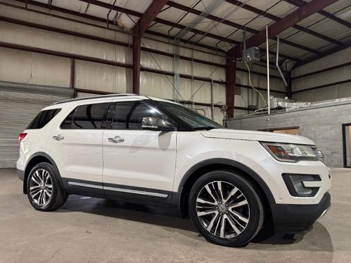 2016 Ford Explorer Platinum