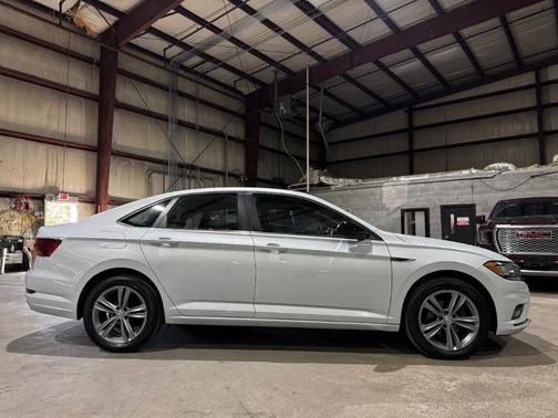 2019 Volkswagen Jetta 1.4T R-Line