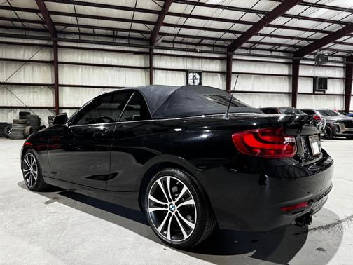 2017 BMW 230 i