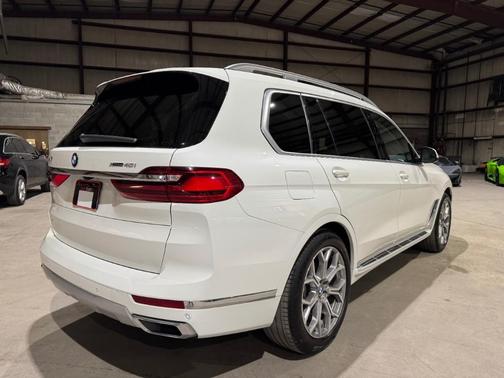 2020 BMW X7 xDrive40i