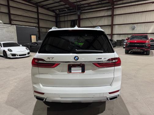 2020 BMW X7 xDrive40i
