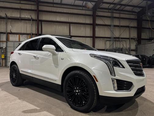 2017 Cadillac XT5 Base