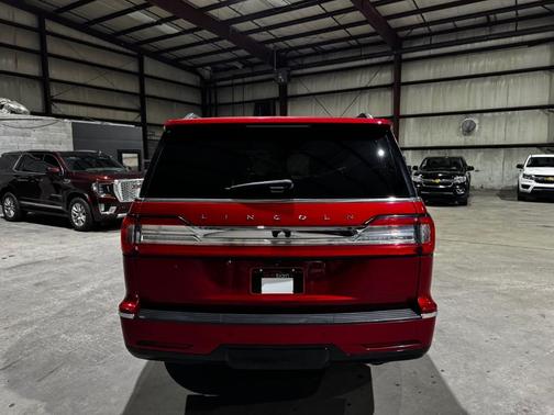 2020 Lincoln Navigator Standard