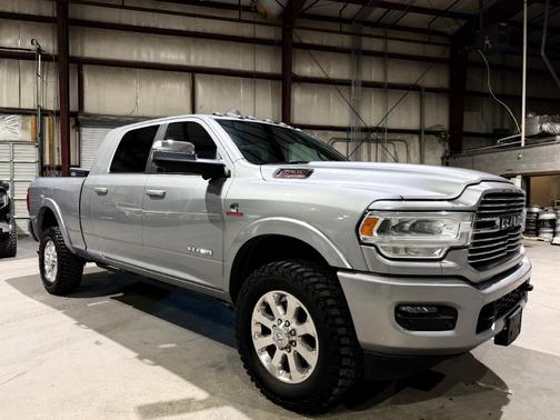 Billet Silver Metallic Clearcoat 2021 RAM 2500 Laramie