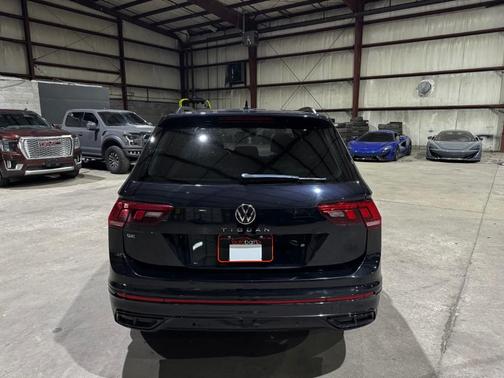 2022 Volkswagen Tiguan 2.0T SE R-Line Black