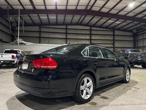 2015 Volkswagen Passat 1.8T S